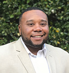 Headshot of Lee Dyer